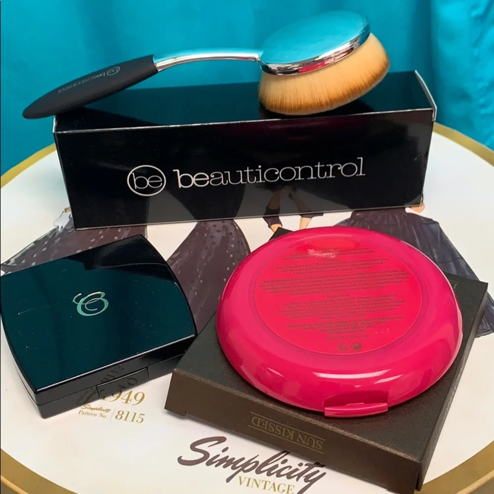 Make up brush, Bronzer & Blush
